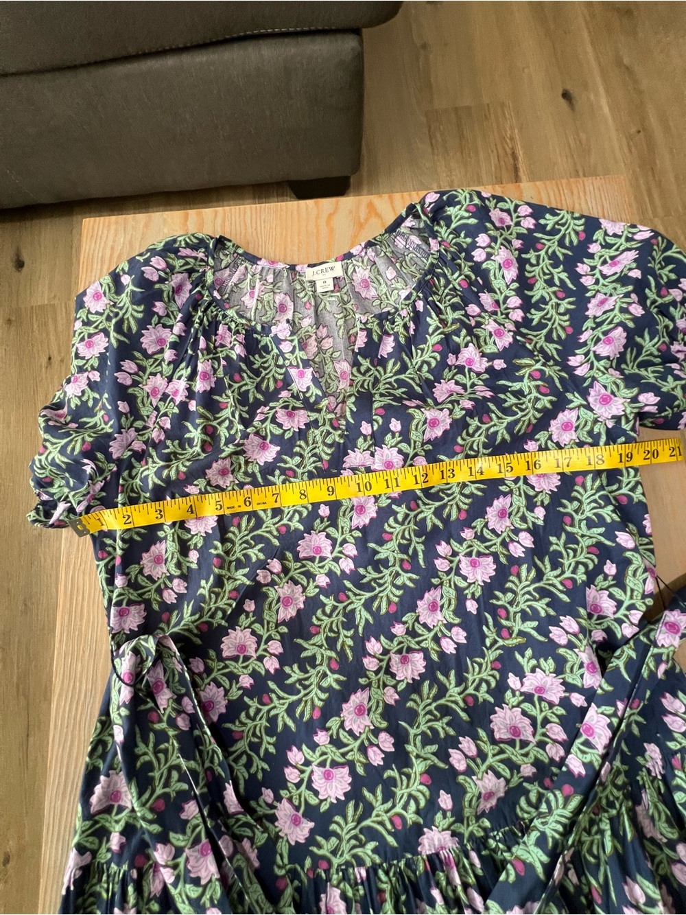 J crew Puff-sleeve tie-waist midi dress size 8 - Picture 8 of 8